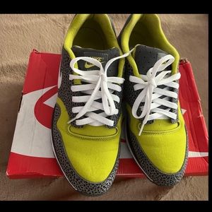 Size 11 - Nike Air Safari SE Bright Cactus 2018